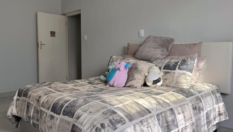 4 Bedroom Property for Sale in Strand Central Western Cape